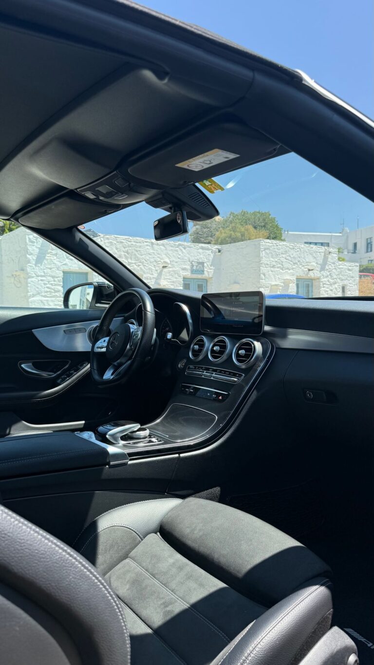MERCEDES-C220-RIGHT-SIDE