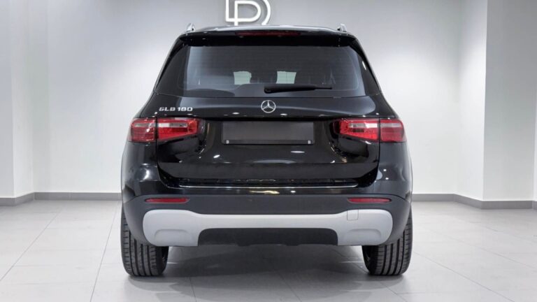 MERCEDES-GLB-BACK