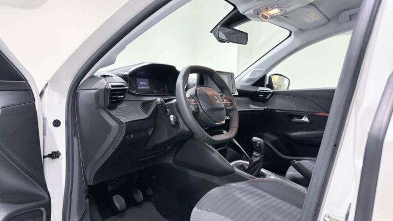PEUGEOT-208-NEW-MANUAL