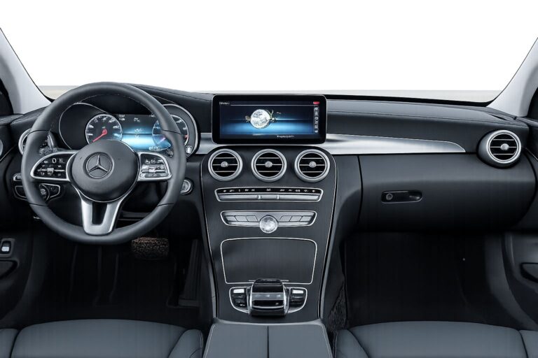 mercedes-c220--interior